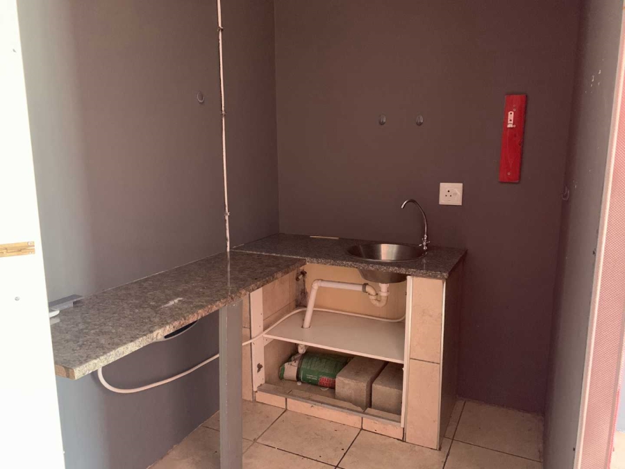 To Let commercial Property for Rent in Kuils River Western Cape